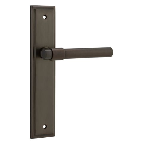 Iver Helsinki Lever Stepped Plate Furniture Kit No Latch