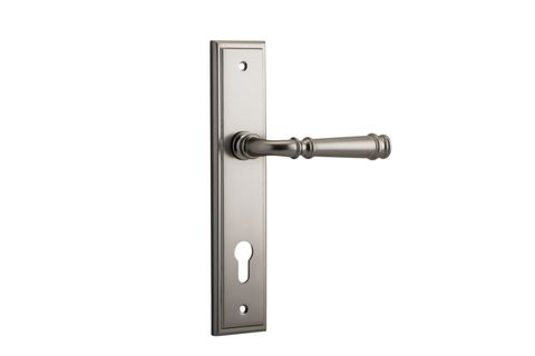 Door TRA14742E85 Lever Verona Stepped Euro Sn Ctc85mm H240xw50xp59mm