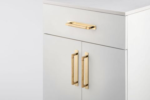 Iver Brunswick Cabinet Pull W/ Backplate