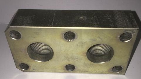 24147 - Port Block Adaptor S03 1 BSP Threaded