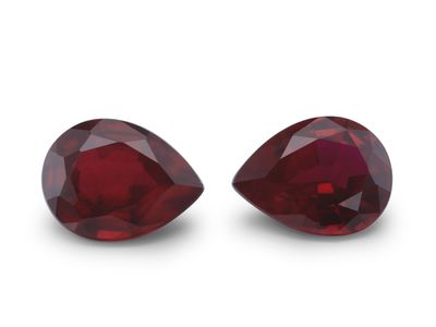 Hydrothermal Ruby 8x6mm Pear Shape (S)