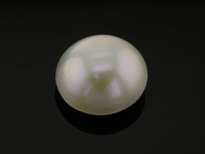 Mabe White Pearl 17-17.5mm Round (C)