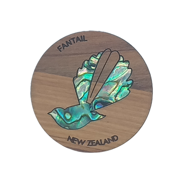 PAUA|RIMU MAGNET - FANTAIL