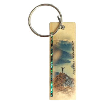 HOOP-PINE/PAUA STRIP KEYRING- ROYS PEAK