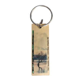 HOOP-PINE/PAUA STRIP KEYRING - THAT WANAKA TREE