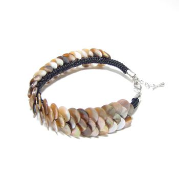 BRACELET BROWNLIP FISH SCALE