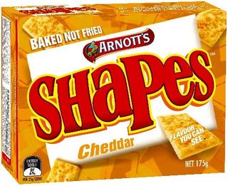 Arnotts Shapes Cheddar 175g