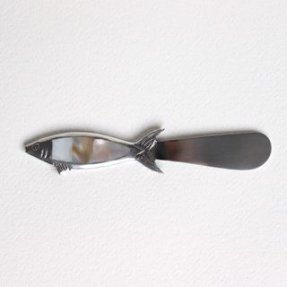 Fish Spreader with shell, silver