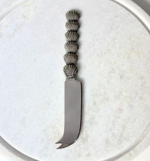 **NEW** Shell Cheese Knife, silver