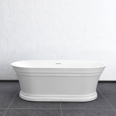 Hampton 1500x750x560 Matte White Bathtub with Overflow