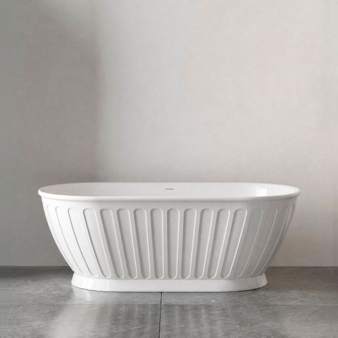 Attica Kensington 1500 Gloss White Bath with Overflow