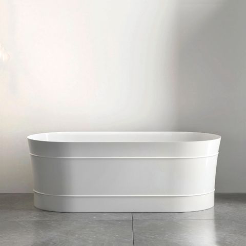 Attica Bondi 1500 Gloss White Bath with Overflow