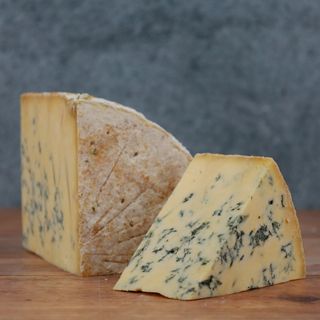 Colston Bassett Stilton 8kg