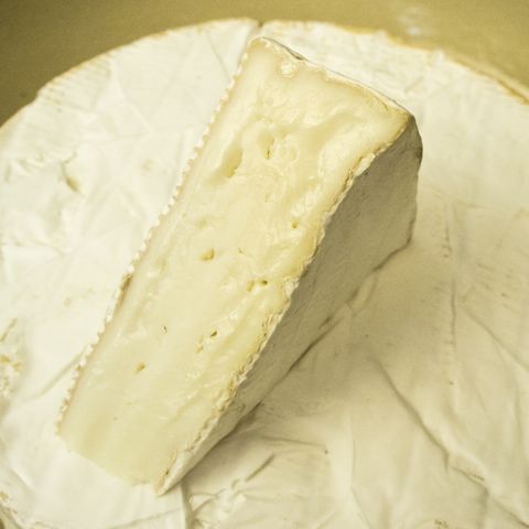 Soignon Brie Goat's 1kg