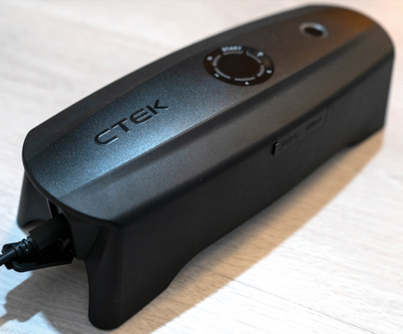 CTEK’s new CS FREE portable battery charger