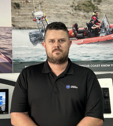 Experienced Stuart Newcombe joins L&B  in busy Tauranga showroom