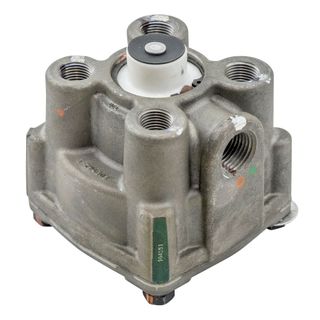 Bendix Relay Valve - R12 Style - 104551