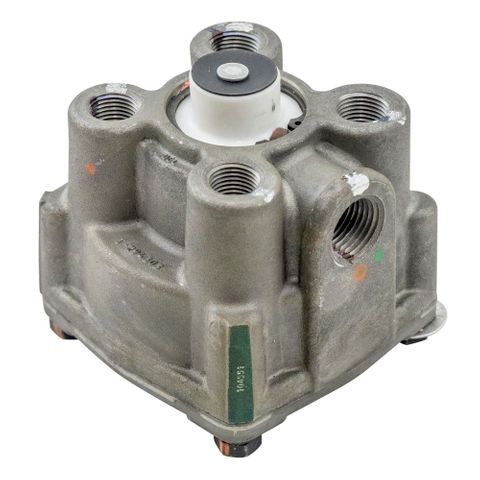 Bendix Relay Valve - R12 Style - 104551