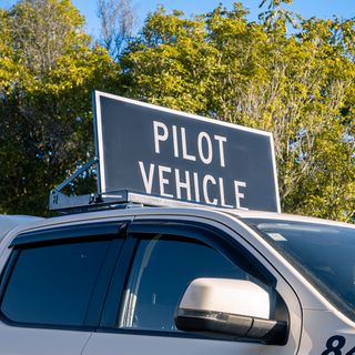Pilot Vehicle Sign Frame