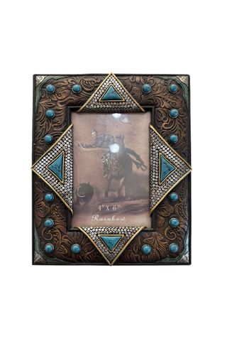 Studded Picture Frame - P4S1922GFT