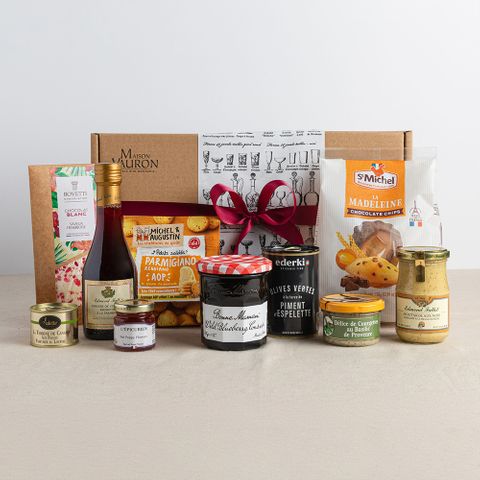 Le Montmartre Hamper 120