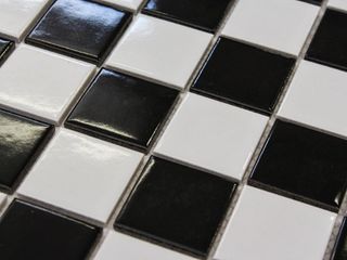 1" x 1" Mosaic Tiles (Black & White)