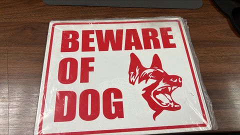 Beware Of Dog Sign (Metal) (7" x 10")