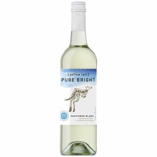 Yellowtail Pure Bright Sauv Blanc 8.5% 750ml