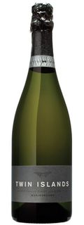 Twin Islands Sparkling NV 750ml