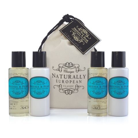 Nat Euro Travel Collection Set Freesia & Pear