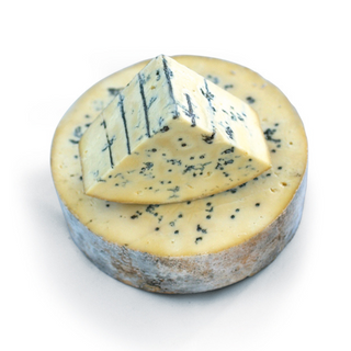 BLUE CHEESE WINDSOR ROUND WHITESTONE KG