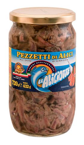 **ANCHOVY PIECES IN OIL 700g JAR