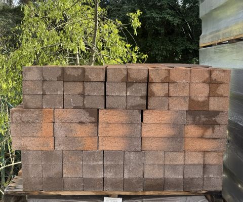 MIXED SOLID MASONRY COMMONS  -AD