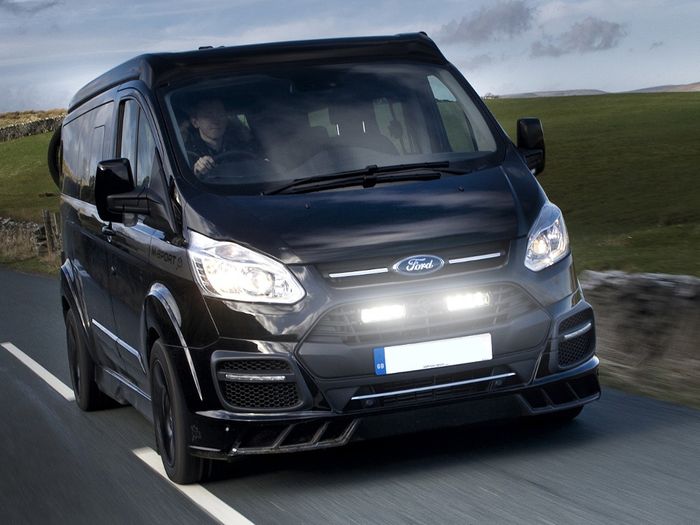 Ford Transit Custom (2012+) - Grille Mount Kit (includes: 2x Triple-R 750 Elite)