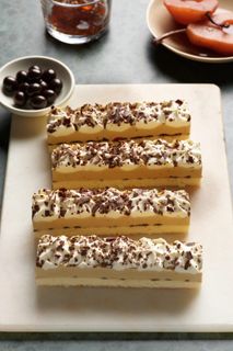 Cakes & Desserts