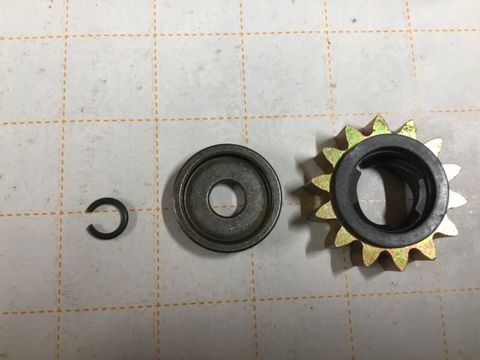 OEM Briggs & Stratton Prepack Starter Pinion Gear 695583