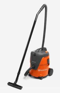 HUSQVARNA WET & DRY VACUUM CLEANER WDC 220