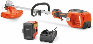 HUSQVARNA WEED EATER&reg; 320IL (BATTERY & CHARGER INCLUDED)