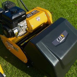 COX REEL LAWN MASTER 17” CARTRIDGE MOWER