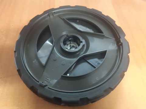 KRESS REAR WHEEL ASSEMBLY KG760E LAWNMOWER