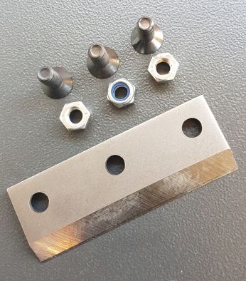 CM65 CHIPPER BLADE