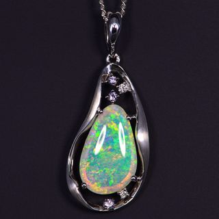 18K White Gold Light Opal Pendant