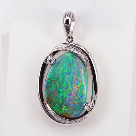 18K White Gold Boulder Opal Pendant