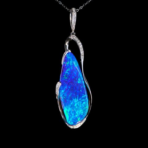 18K White Gold Boulder Opal Pendant