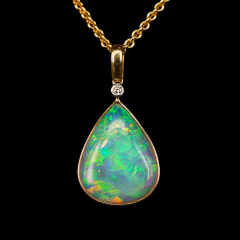 18K Yellow Gold Light Opal Pendant