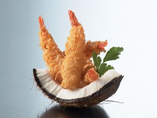1kg PACIFIC WEST COCONUT CRUMBED PRAWNS