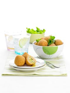 100x40gm SC CHICKEN GARLIC BALLS(4)