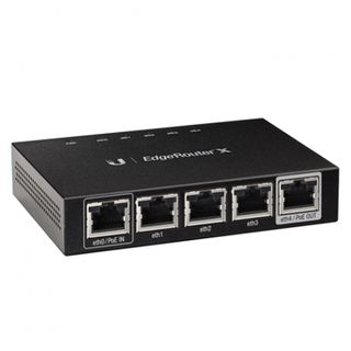 UBIQUITI, Edge Router X, Gigabit ethernet router, can be POE powered, POE pass through out, 4 Lan ports, 12V DC,