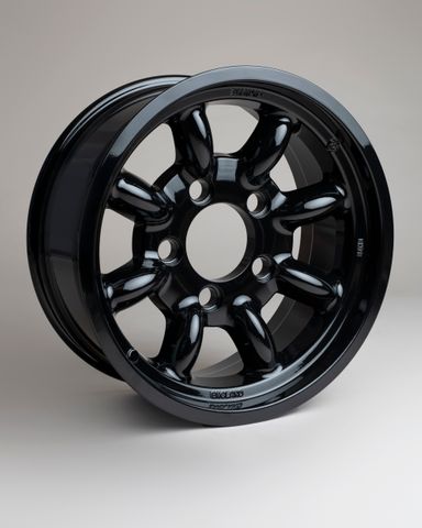 Genuine Minilite 8" x 18 Land Rover Defender, Discovery 1 and Range Rover Classic Alloy Wheels