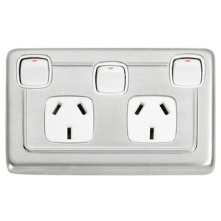 TRADCO POWER SOCKET